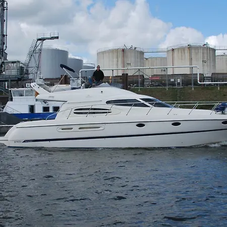 Rhein Yacht Lexa