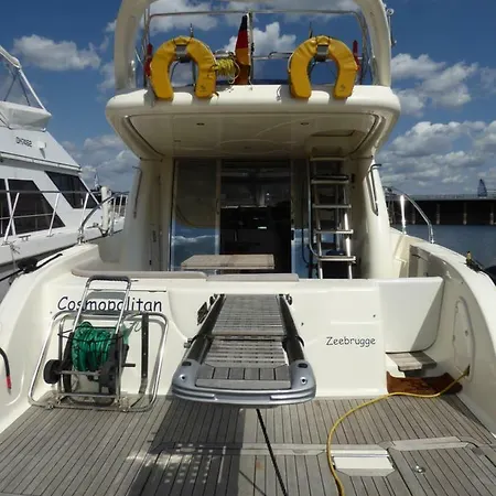 Rhein Yacht Lexa Botel Duisburg