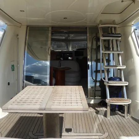 Rhein Yacht Lexa Botel