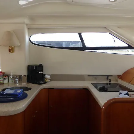 Rhein Yacht Lexa 3*