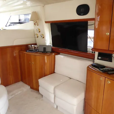 Rhein Yacht Lexa 3*