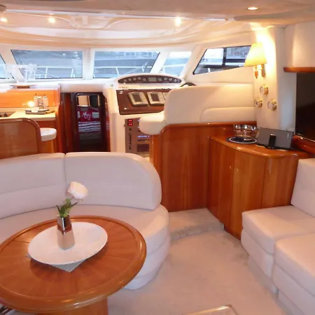 Botel Rhein Yacht Lexa 3*