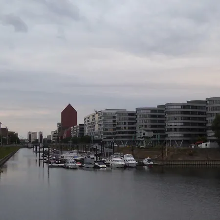 Rhein Yacht Lexa Botel Duisburg