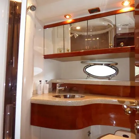 Rhein Yacht Lexa Botel 3*